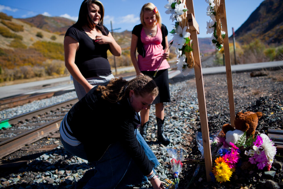 Community rallies around girls killed in train accident News, Sports, Jobs Daily Herald